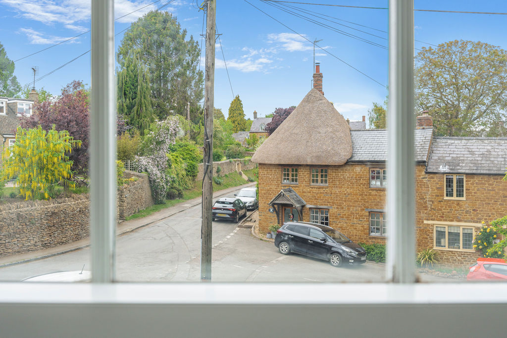 High Street Hook Norton